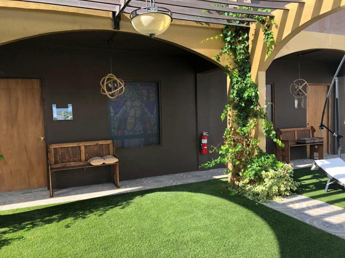 Monastery Suites Oranjestad Dış mekan fotoğraf