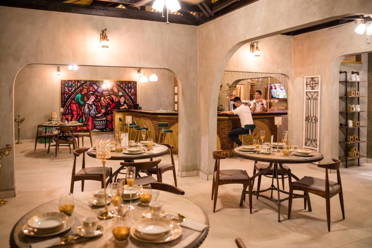 Monastery Suites Oranjestad Dış mekan fotoğraf